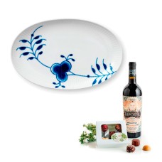 Royal Copenhagen Blue Fluted Mega dish and gift package